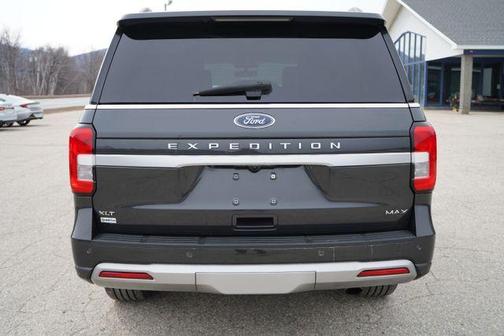 2022 Ford Expedition Max XLT