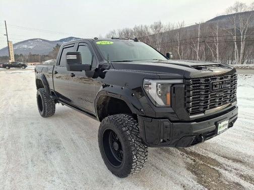 2024 GMC Sierra 2500 Denali