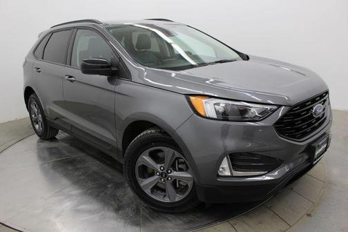 Gray Metallic 2024 Ford Edge SEL