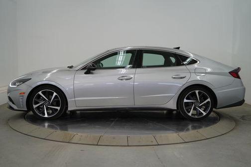 2022 Hyundai SONATA SEL Plus