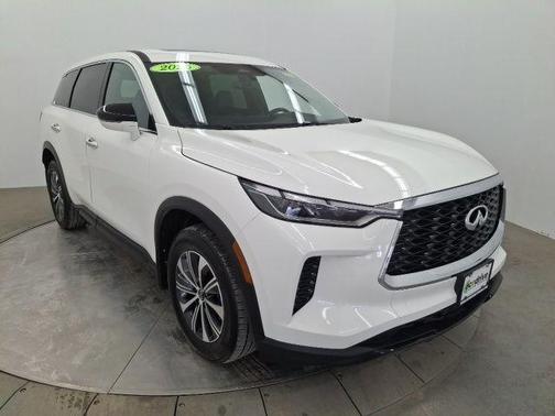 2025 INFINITI QX60 Pure