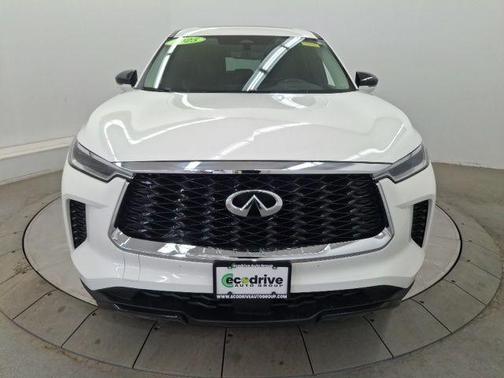 2025 INFINITI QX60 Pure