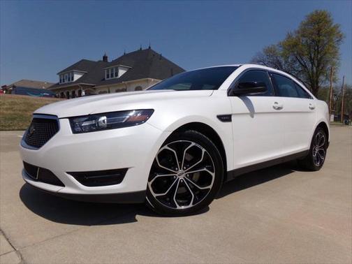 2017 Ford Taurus SHO AWD 4dr Sedan