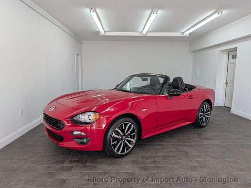 2020 FIAT 124 Spider Base