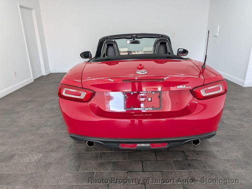 2020 FIAT 124 Spider Base