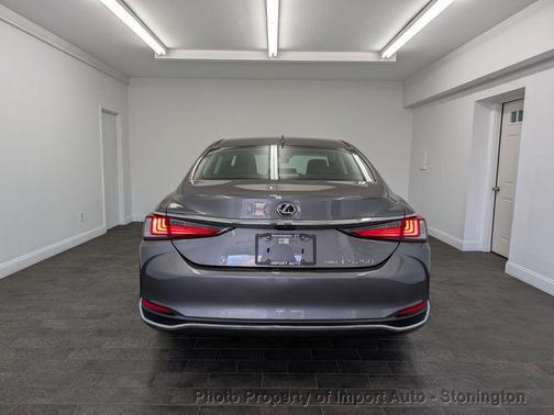 2021 Lexus ES 250 Base