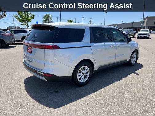 Silky Silver 2022 Kia Carnival LXS