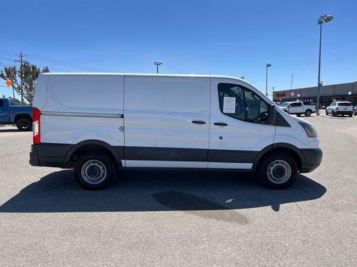 Oxford White 2016 Ford Transit-250 Base
