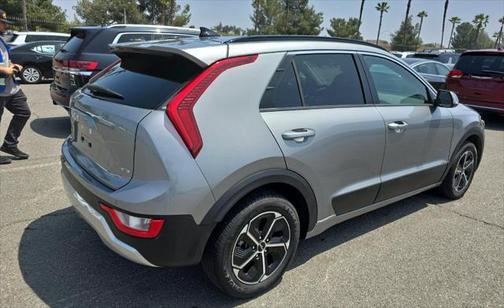 2023 Kia Niro EX