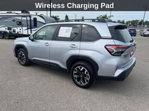 Ice Silver Metallic 2025 Subaru Forester Premium