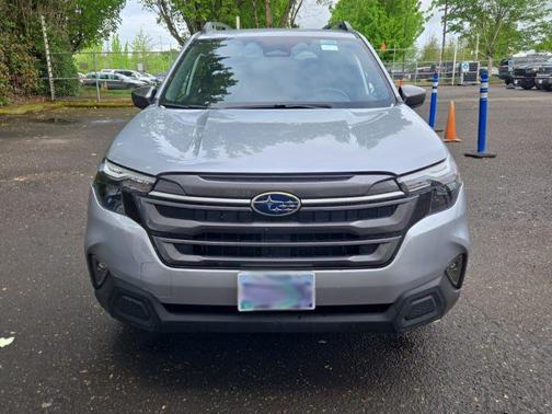 Ice Silver Metallic 2025 Subaru Forester Premium