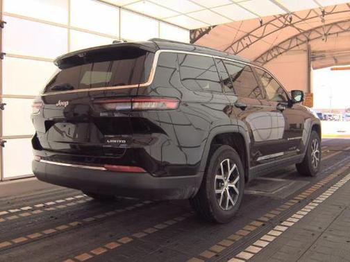 Diamond Black Crystal Pearlcoat 2024 Jeep Grand Cherokee L Limited