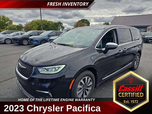2023 Chrysler Pacifica Hybrid Limited