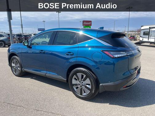 2025 Nissan Murano SL