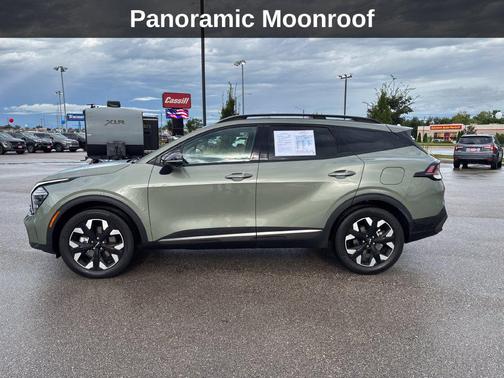 Jungle Green 2024 Kia Sportage Plug-In Hybrid X-Line Prestige