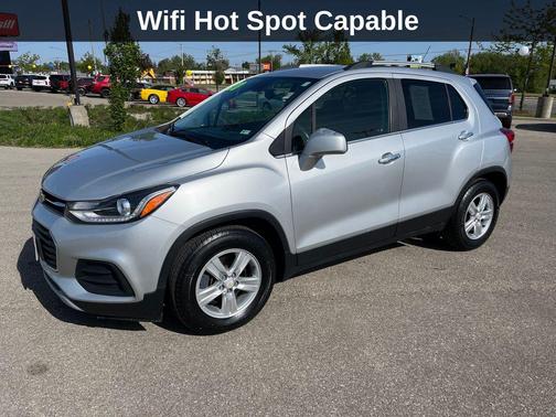 Silver Ice Metallic 2020 Chevrolet Trax LT