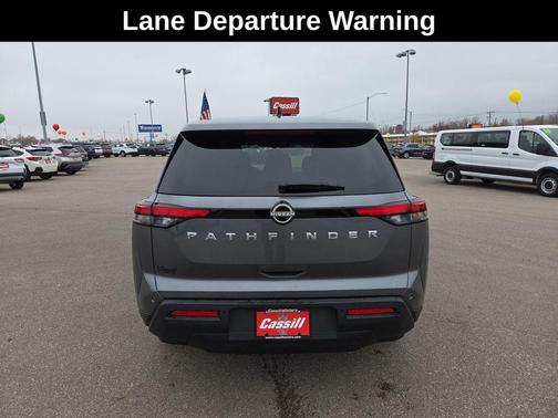 2024 Nissan Pathfinder S FWD