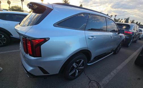 2022 Kia Sorento S