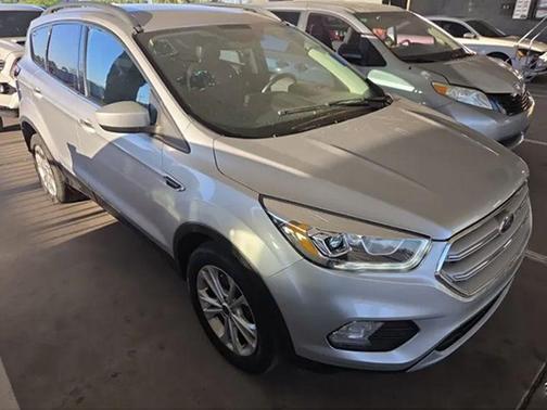 Ingot Silver Metallic 2019 Ford Escape SEL