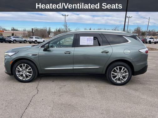 2023 Buick Enclave Premium AWD