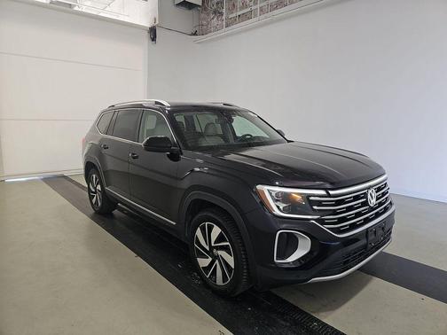 Deep Black 2024 Volkswagen Atlas 2.0T SEL