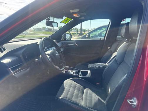 Red Diamond 2023 Mitsubishi Outlander SE