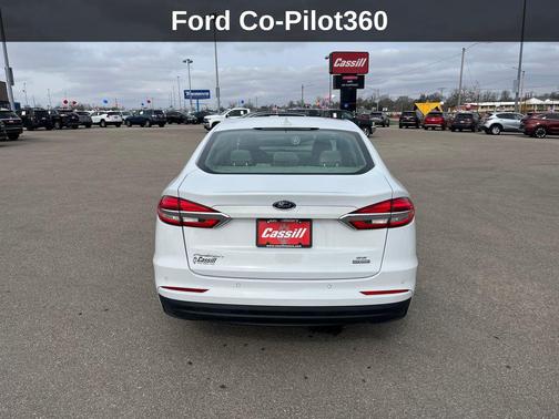 2020 Ford Fusion Hybrid SE