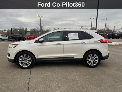 2019 Ford Edge Titanium