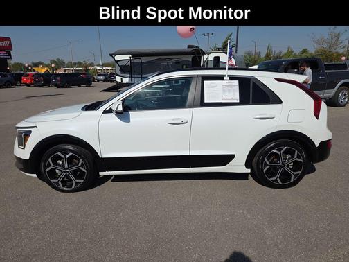 2023 Kia Niro Touring