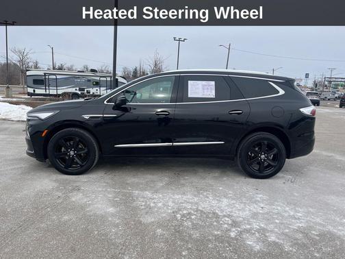 2023 Buick Enclave Essence AWD