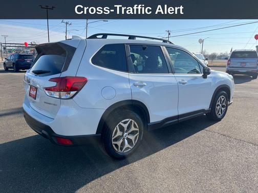 2022 Subaru Forester Premium