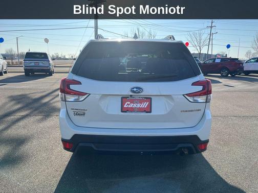 2022 Subaru Forester Premium