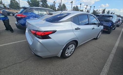 2021 Nissan Versa 1.6 S