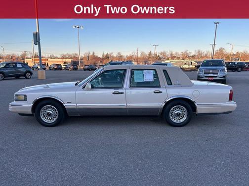 1996 Lincoln Town Car Signature