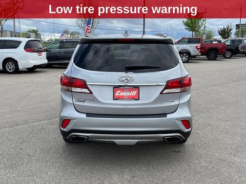 Iron Frost 2017 Hyundai SANTA FE SE