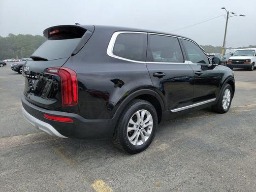 2022 Kia Telluride LX