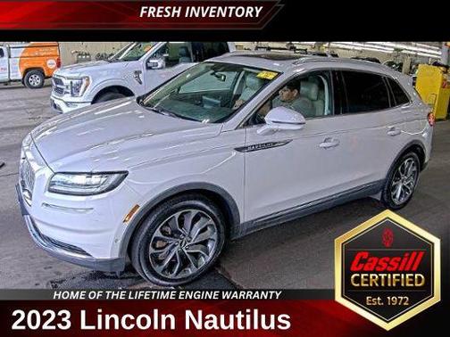 Pearl Metallic 2023 Lincoln Nautilus Reserve