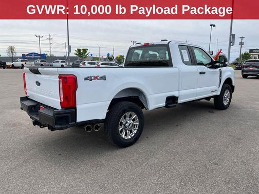 Oxford White 2023 Ford F-250 XL