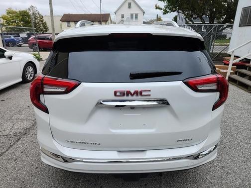 2024 GMC Terrain Denali