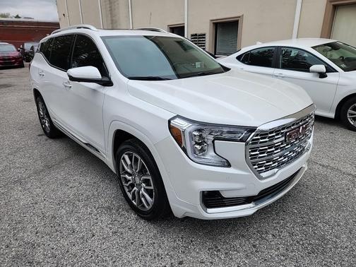 2024 GMC Terrain Denali