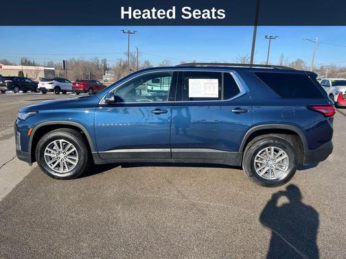 2022 Chevrolet Traverse LT Cloth