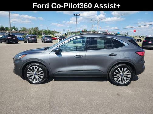 2021 Ford Escape Titanium
