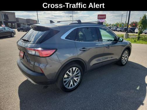2021 Ford Escape Titanium