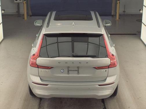 2022 Volvo XC60 Momentum
