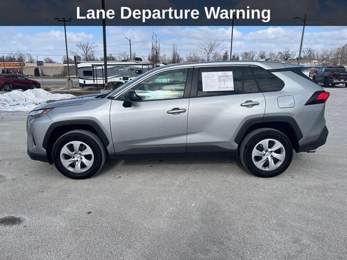 2024 Toyota RAV4 LE