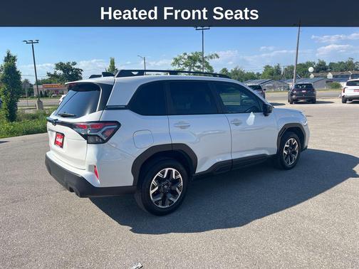 Crystal White Pearl 2025 Subaru Forester Premium