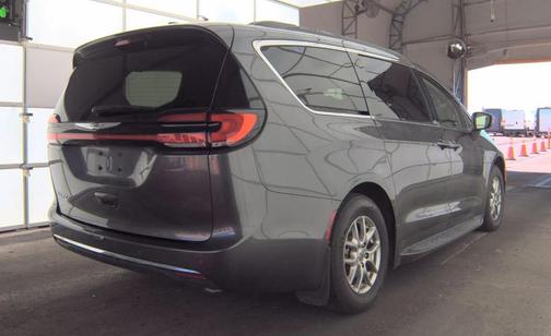2021 Chrysler Pacifica Touring