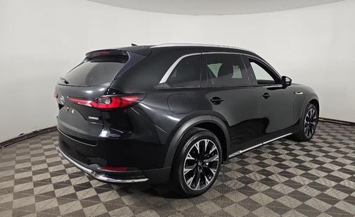 2024 Mazda CX-90 PHEV Premium Plus
