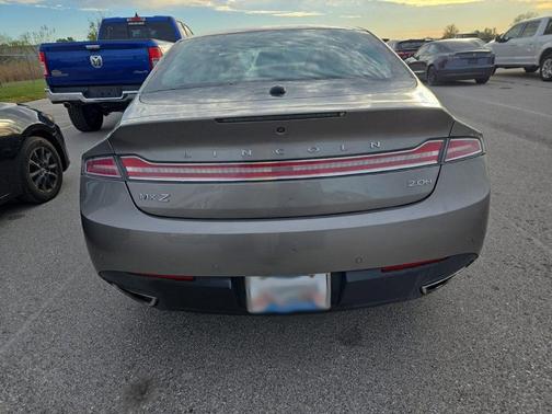 Luxe Metallic 2016 Lincoln MKZ Hybrid Base