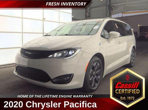 Luxury White Pearlcoat 2020 Chrysler Pacifica Hybrid Limited